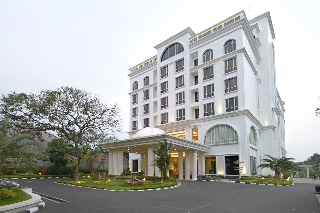 The Sahira Hotel Syariah Bogor Buitenkant foto